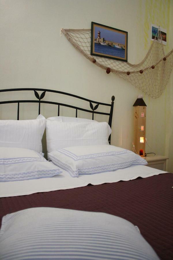 Bed and Breakfast La Cascata Ночі Екстер'єр фото